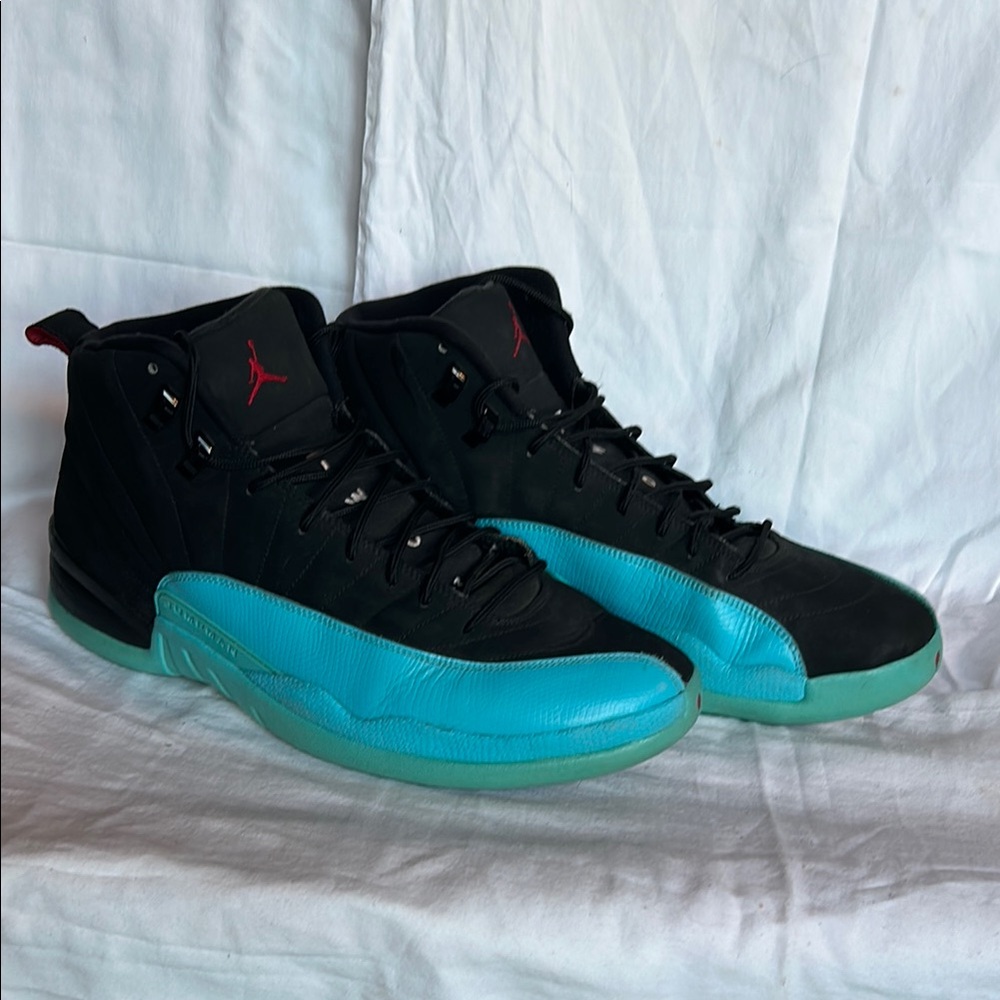 Jordons Black and Teal High-Top Sneakers